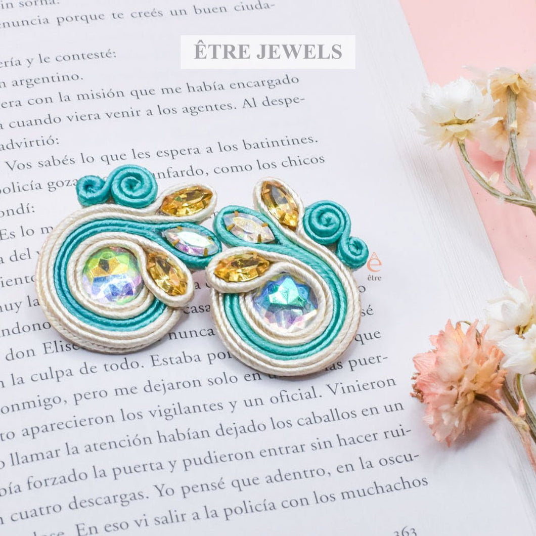 Clavel Flower Lightweight Earrings - Soutache jewelry - handmade - Etre Jewels