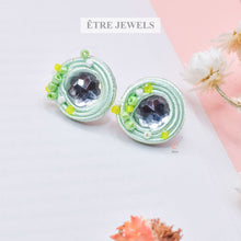 Load image into Gallery viewer, Primrose Flower Lightweight Earrings handmade - soutache jewelry
